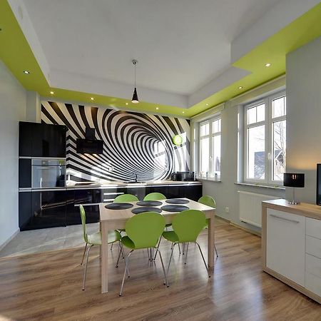 Apartament Glamour , Przestronny, Komfortowy, Blisko Szlakow Karpacz Exteriör bild