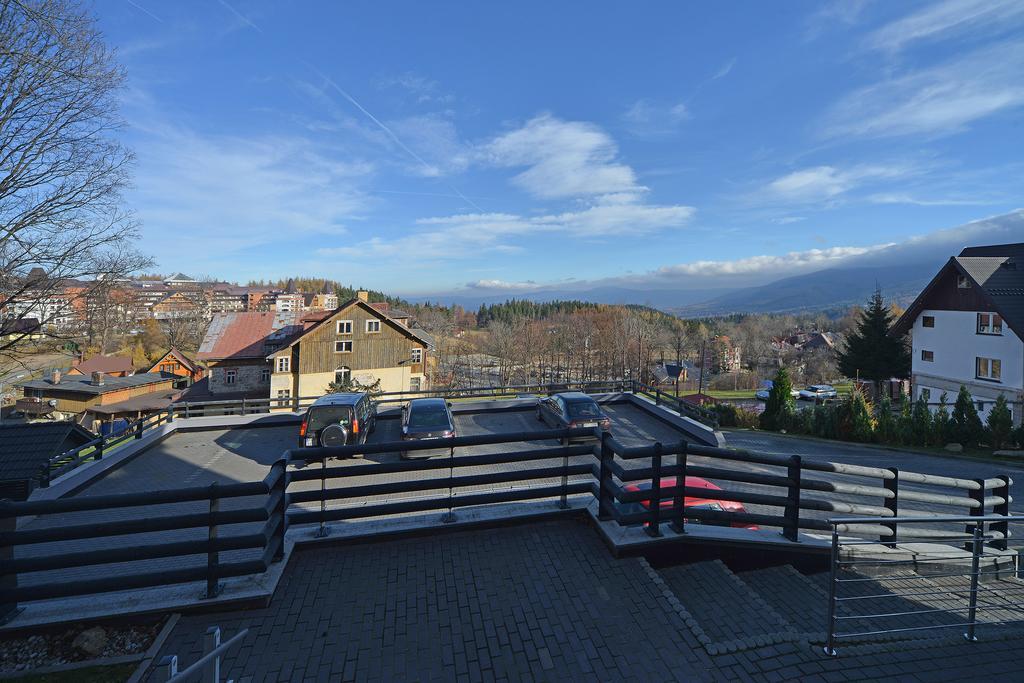 Apartament Glamour , Przestronny, Komfortowy, Blisko Szlakow Karpacz Exteriör bild