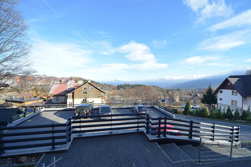 Apartament Glamour , Przestronny, Komfortowy, Blisko Szlakow Karpacz Exteriör bild